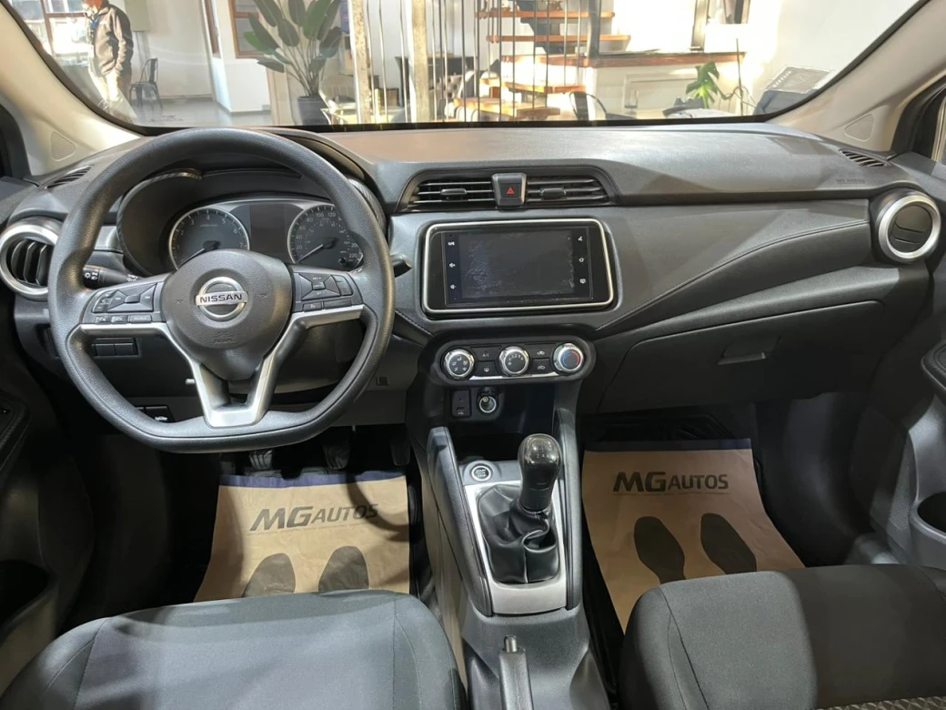 imagen 0 de vehiculo con id 2184